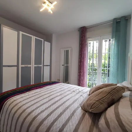 Caprichos De La Mezquita Apartment *